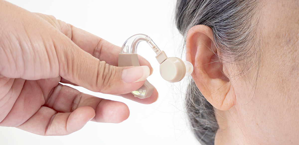 Choosing the Best Hearing Aid for Seniors