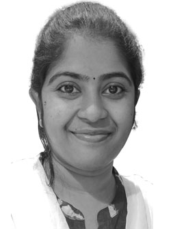 dr-meenalochani