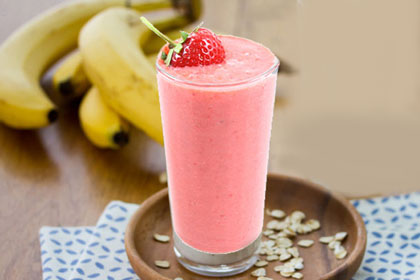 Strawberry Banana Oatmeal Smoothie